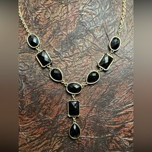 Retro Avon Jet ‘Y’ Necklace & Earrings Set